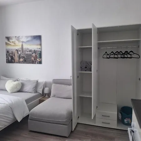 Studio 8 * Essen